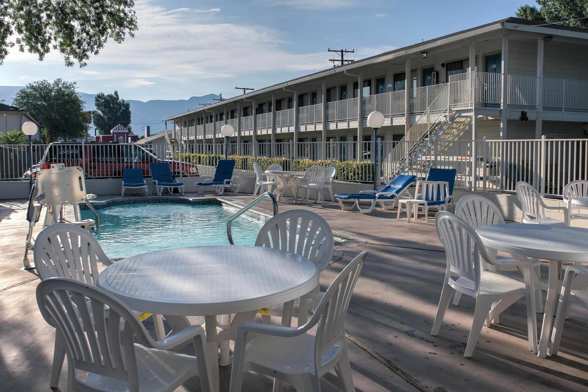 Motel 6-Bishop, Ca Екстериор снимка
